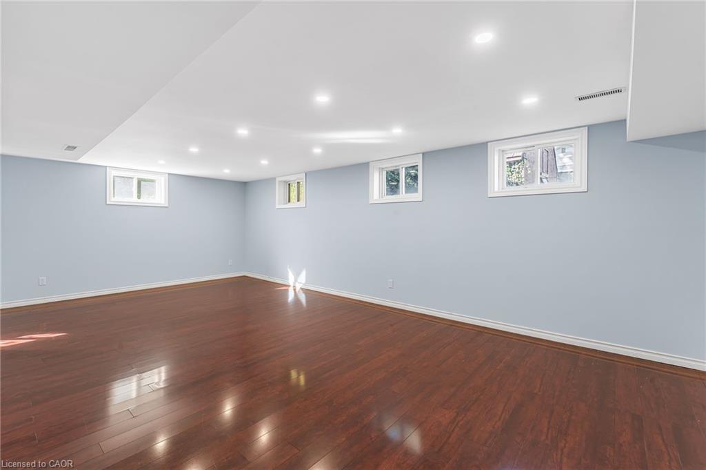 6122 Mayfair Drive, Niagara Falls, ON - Indoor Photo Showing Other Room