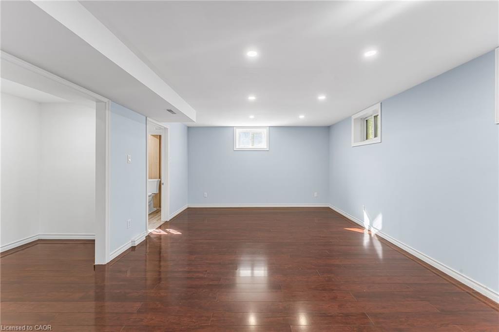 6122 Mayfair Drive, Niagara Falls, ON - Indoor Photo Showing Other Room