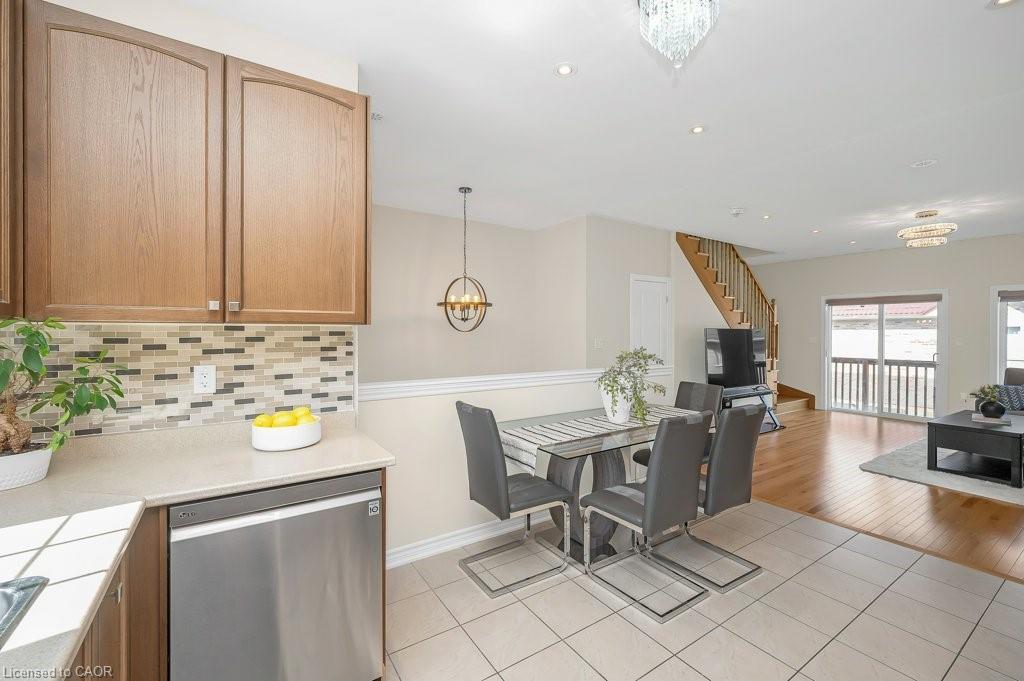 34 Aspen Hills Road, Brampton, ON - Indoor