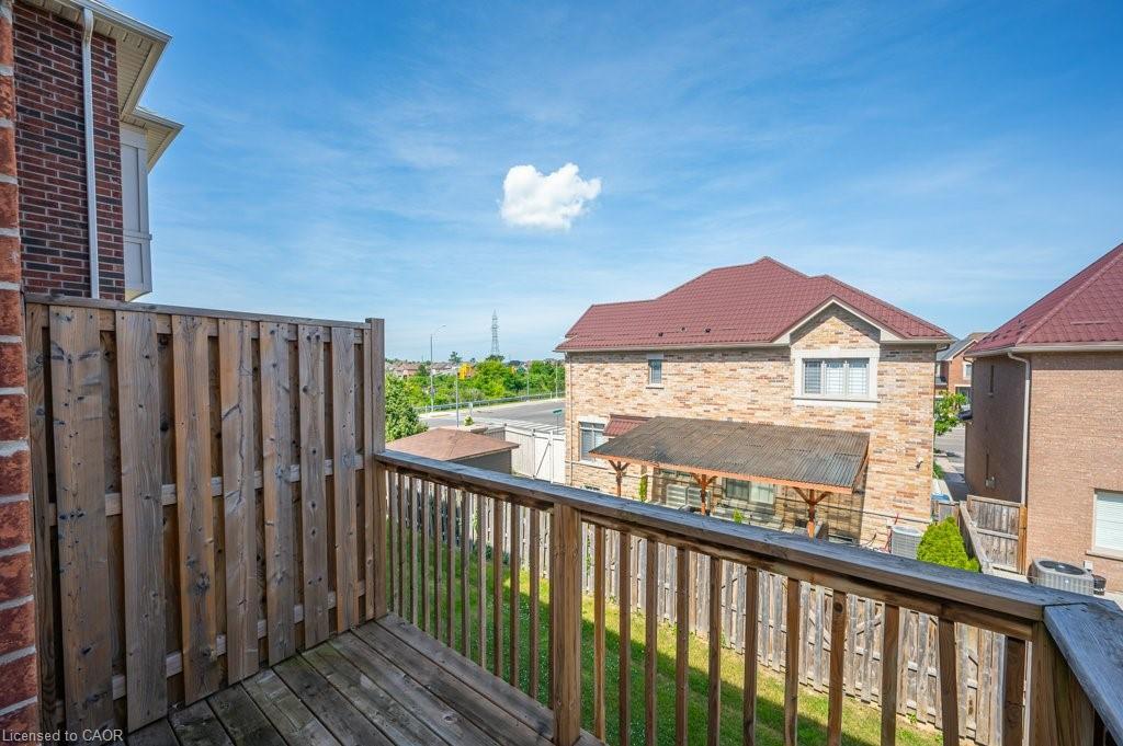 34 Aspen Hills Road, Brampton, ON - Outdoor