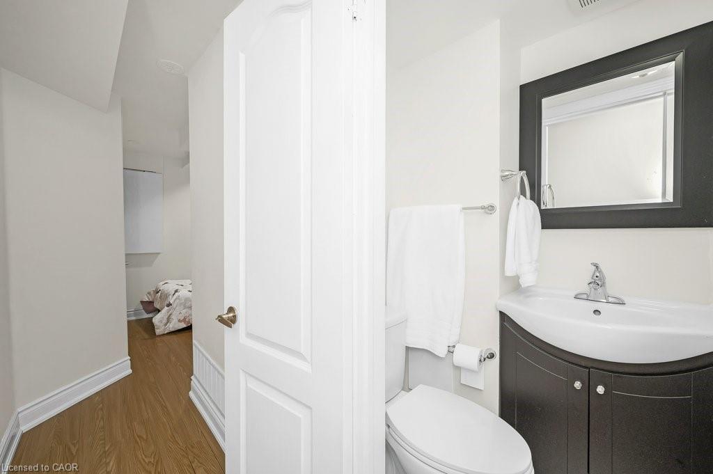 34 Aspen Hills Road, Brampton, ON - Indoor Photo Showing Bathroom