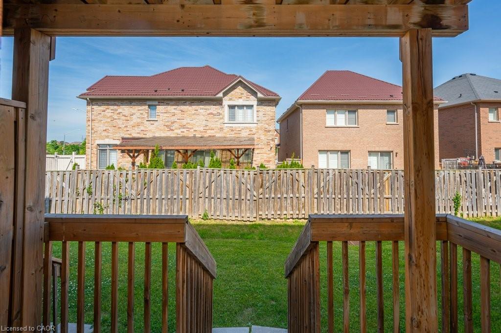 34 Aspen Hills Road, Brampton, ON - Outdoor