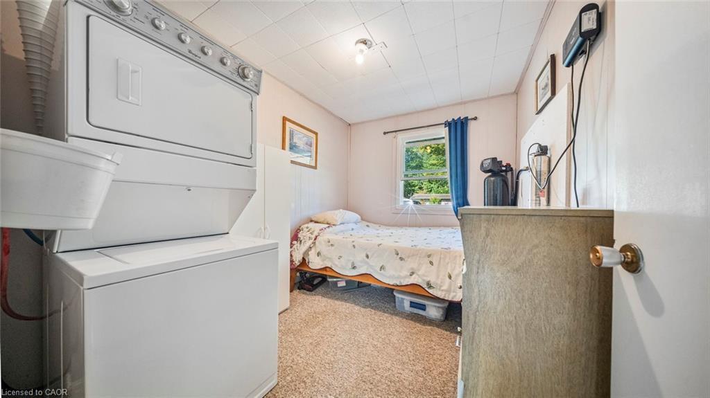 52 Ridgewood Drive, Turkey Point, ON - Indoor Photo Showing Laundry Room