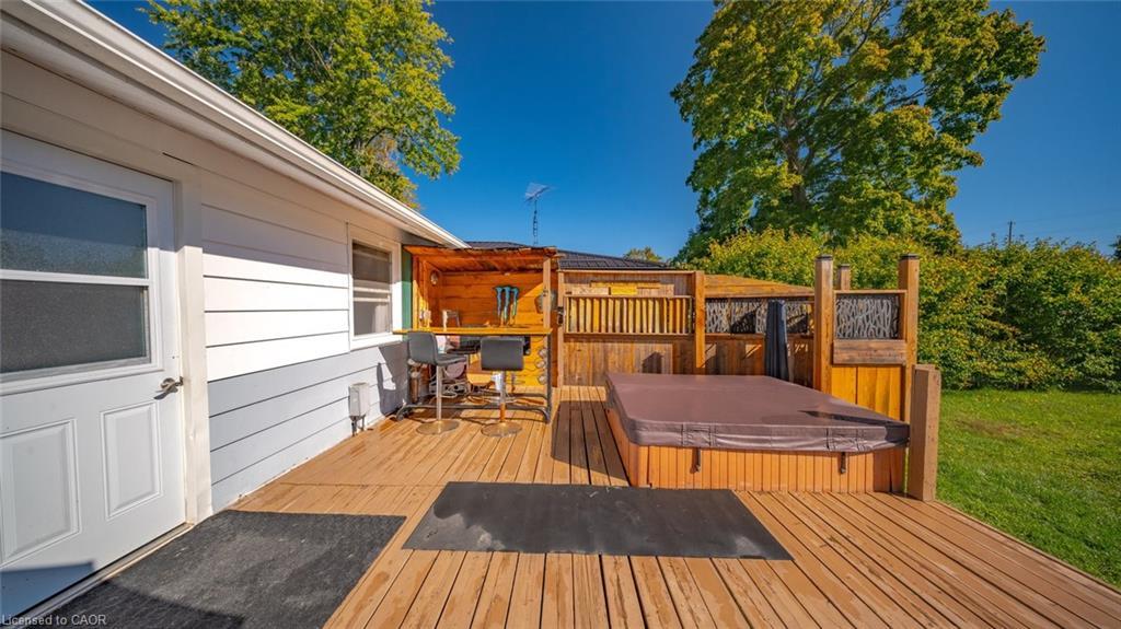 52 Ridgewood Drive, Turkey Point, ON - Outdoor With Deck Patio Veranda With Exterior
