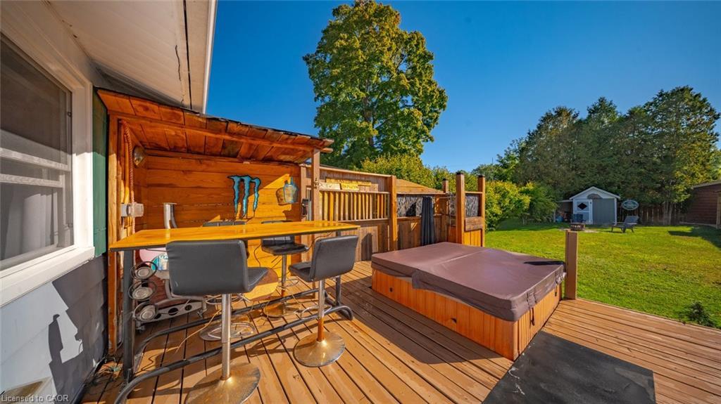 52 Ridgewood Drive, Turkey Point, ON - Outdoor With Exterior