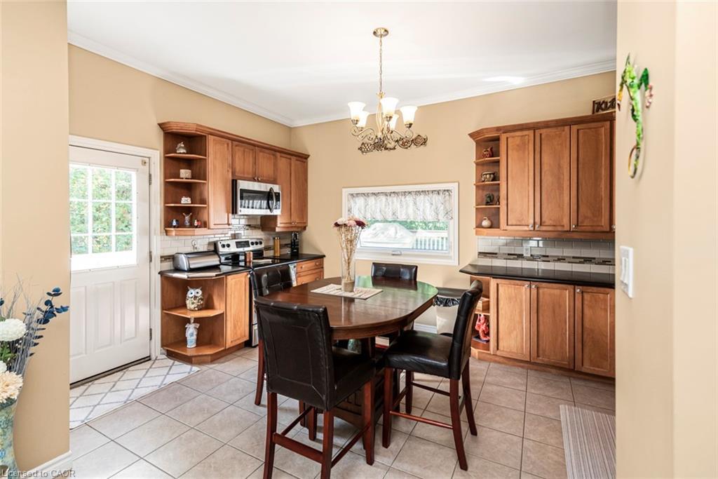 1545 Brock Road, Flamborough, ON - Indoor Photo Showing Other Room