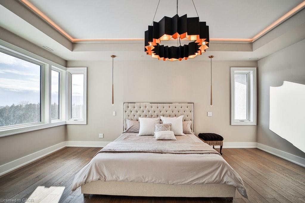 2284 Sideroad 1, Burlington, ON - Indoor Photo Showing Bedroom