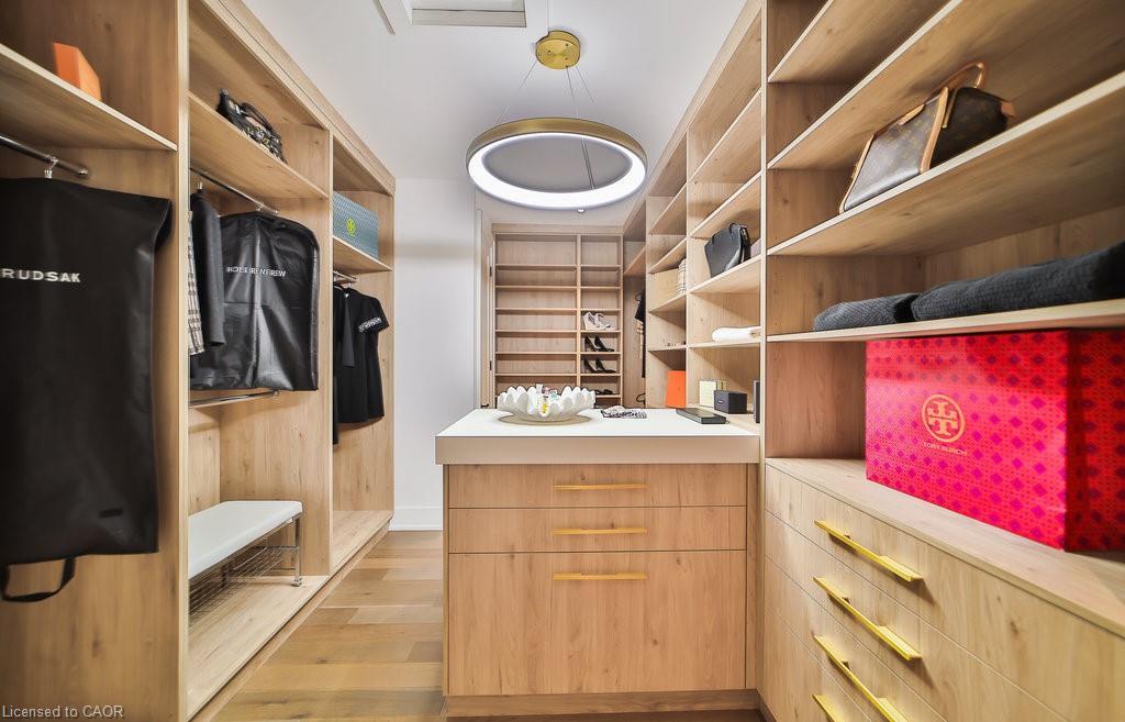 2284 Sideroad 1, Burlington, ON - Indoor