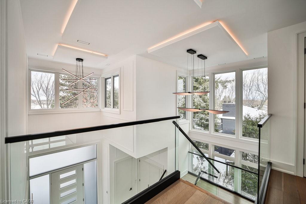 2284 Sideroad 1, Burlington, ON - Indoor Photo Showing Other Room