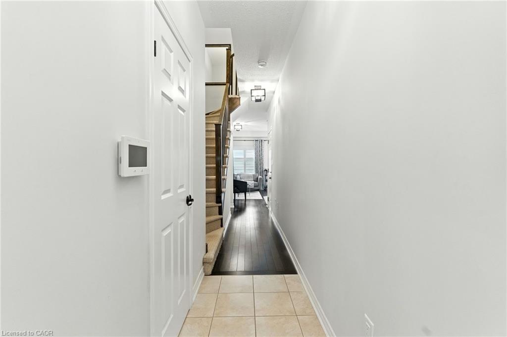 24-377 Glancaster Road, Hamilton, ON - Indoor Photo Showing Other Room