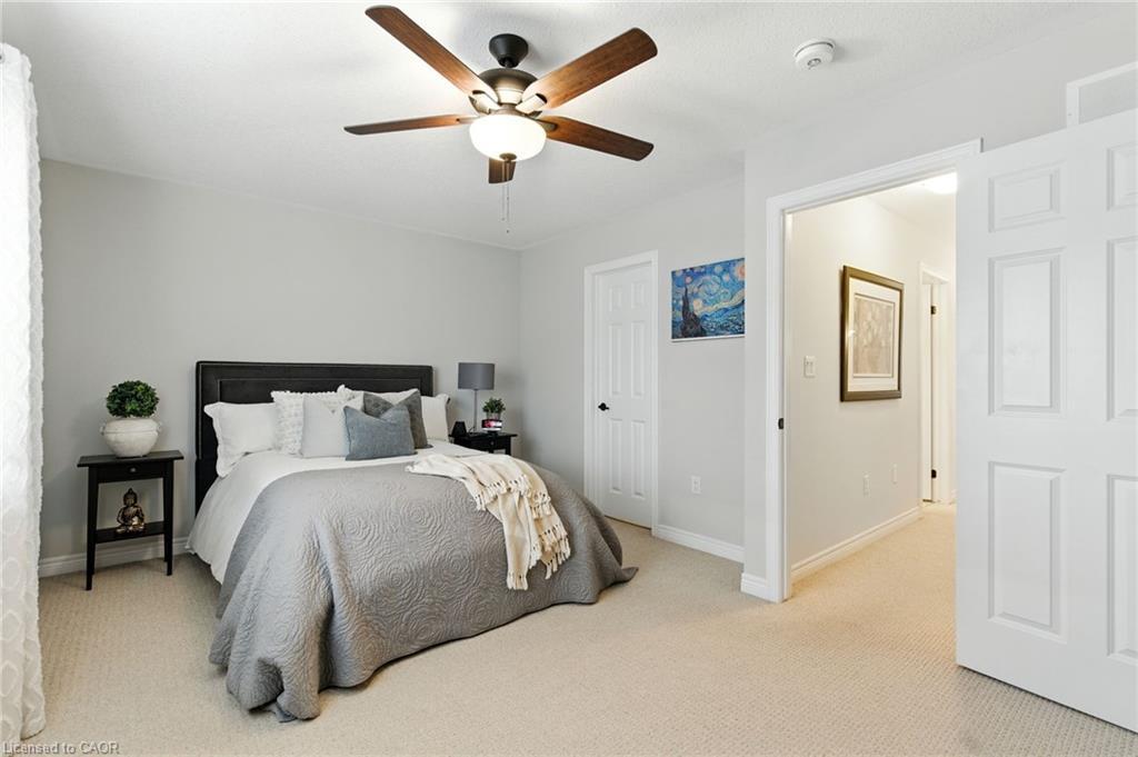 24-377 Glancaster Road, Hamilton, ON - Indoor Photo Showing Bedroom