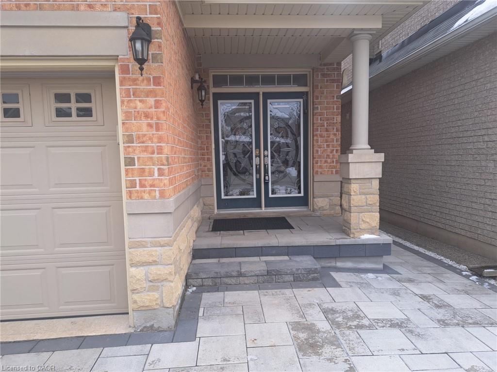 39 Matteo Trail, Hamilton, ON - Outdoor