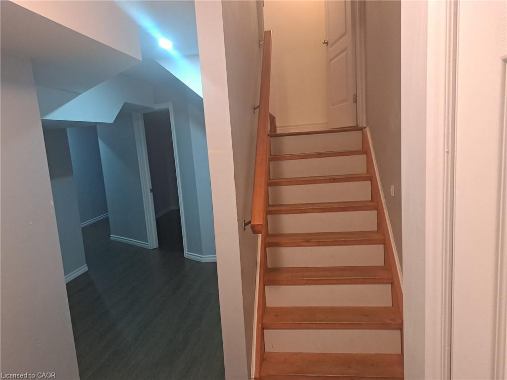 39 Matteo Trail, Hamilton, ON - Indoor Photo Showing Other Room