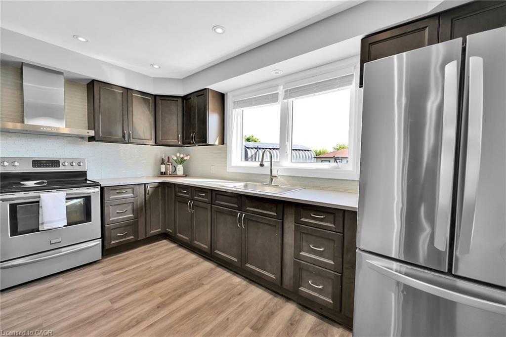 1216 Sheffield Road, Flamborough, ON - Indoor Photo Showing Kitchen