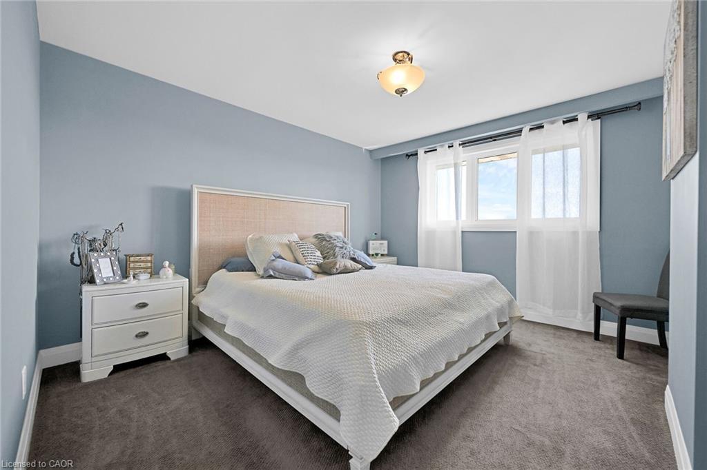 1216 Sheffield Road, Flamborough, ON - Indoor Photo Showing Bedroom