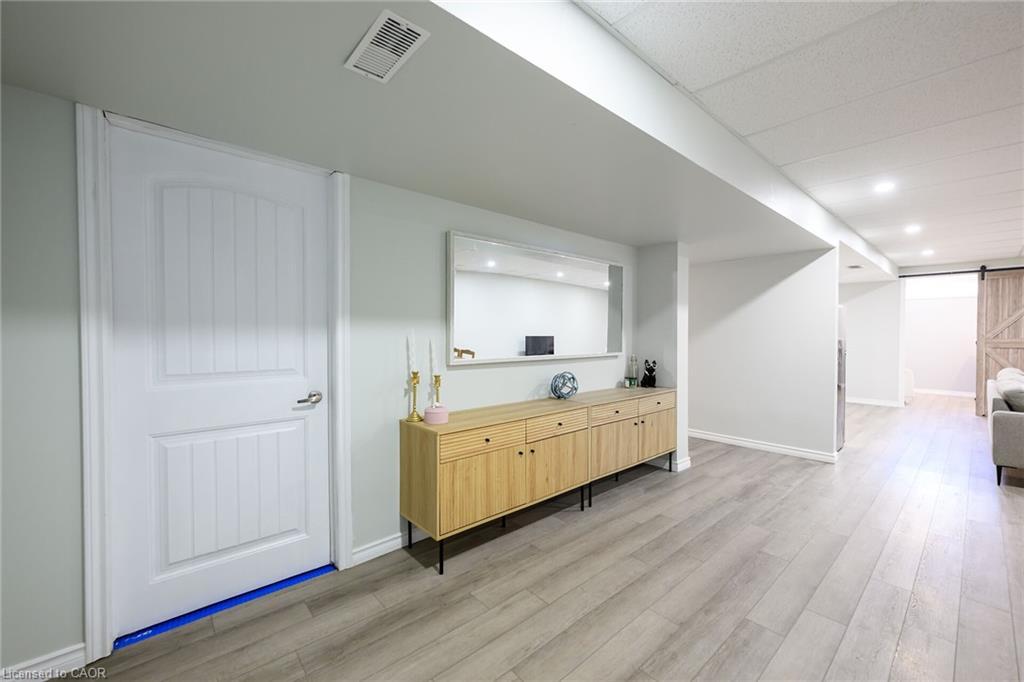 1216 Sheffield Road, Flamborough, ON - Indoor