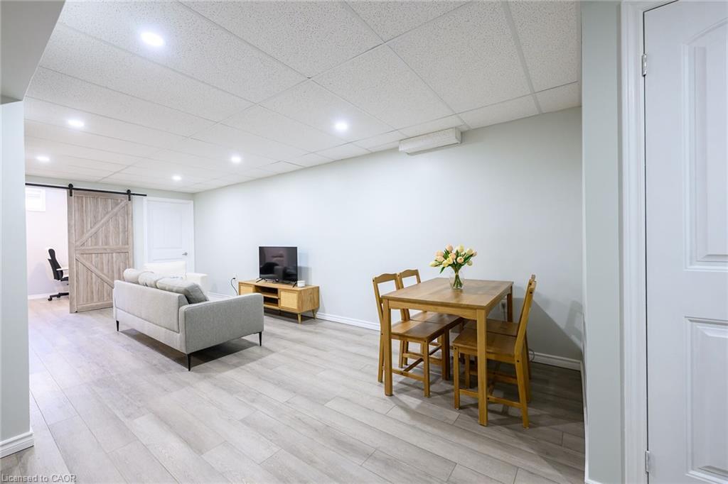 1216 Sheffield Road, Flamborough, ON - Indoor