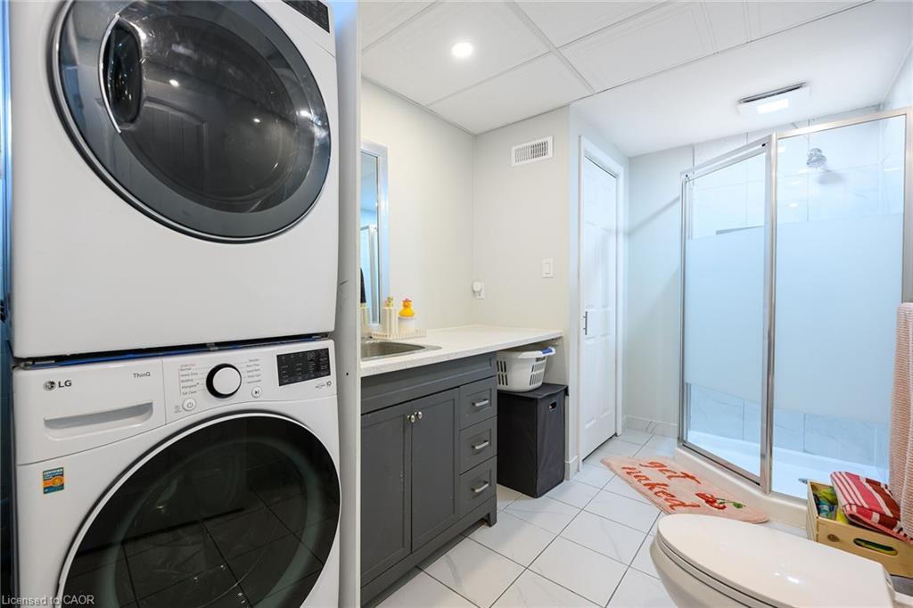 1216 Sheffield Road, Flamborough, ON - Indoor Photo Showing Laundry Room