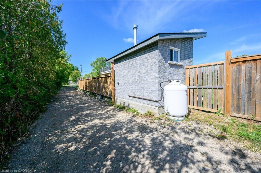 1216 Sheffield Road, Flamborough, ON - Outdoor