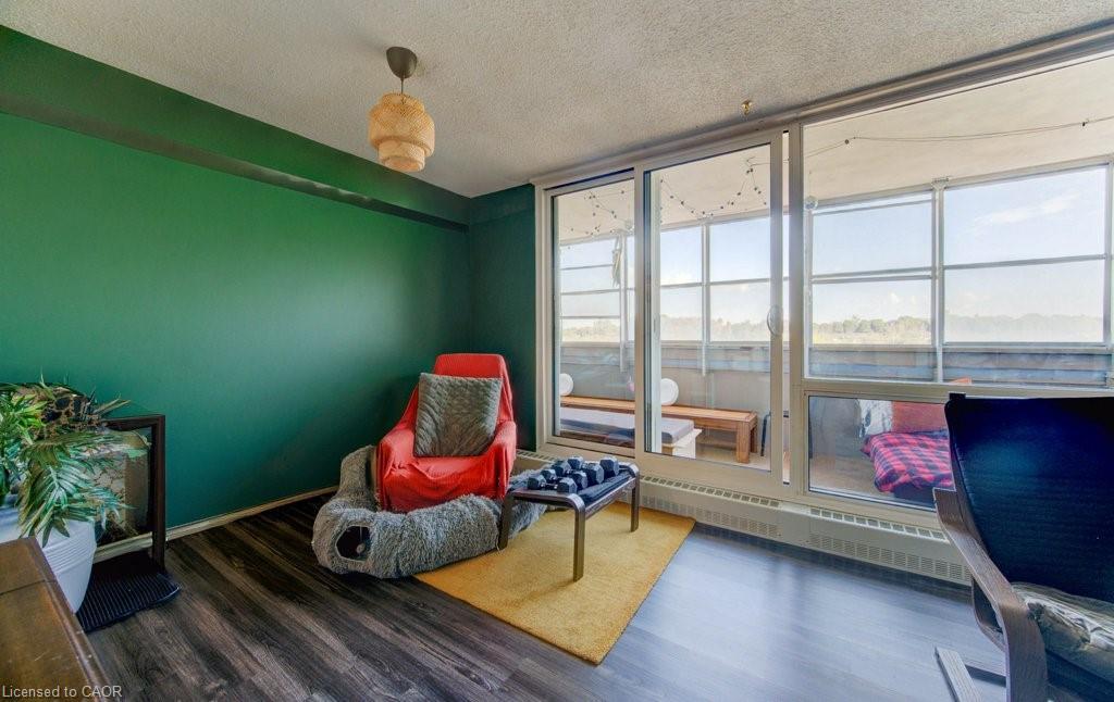 509-225 Harvard Place, Waterloo, ON - Indoor