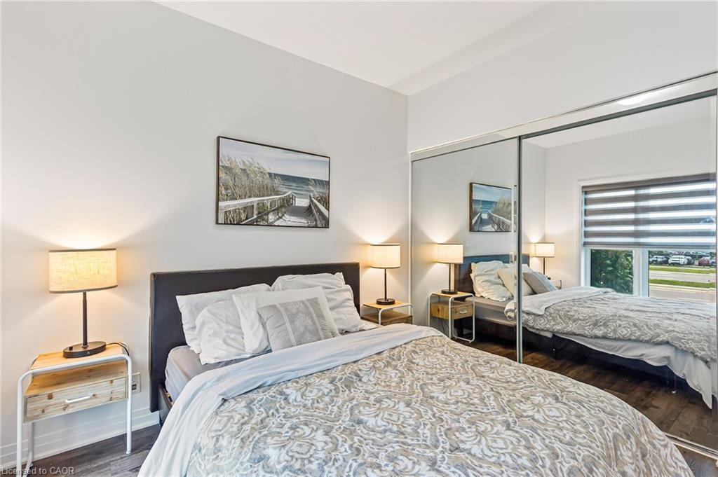 121-102 Grovewood Common, Oakville, ON - Indoor Photo Showing Bedroom