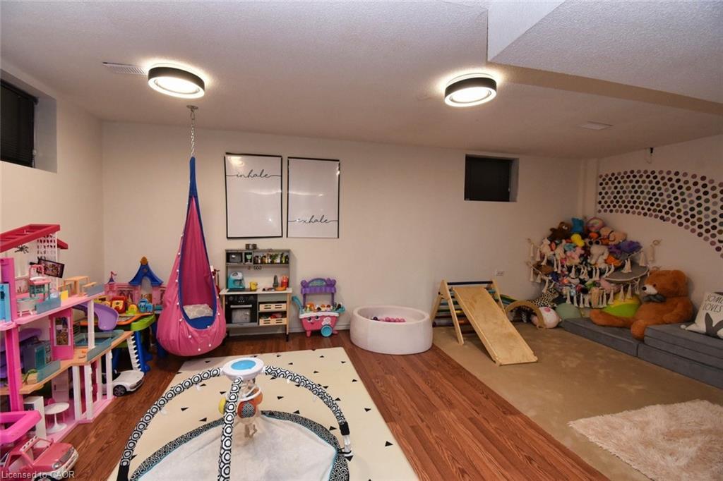 14 Basin Crescent, Hamilton, ON - Indoor Photo Showing Other Room