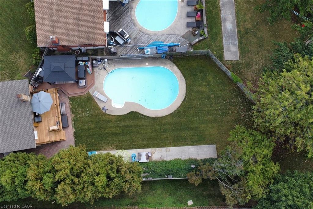 14 Basin Crescent, Hamilton, ON - Outdoor