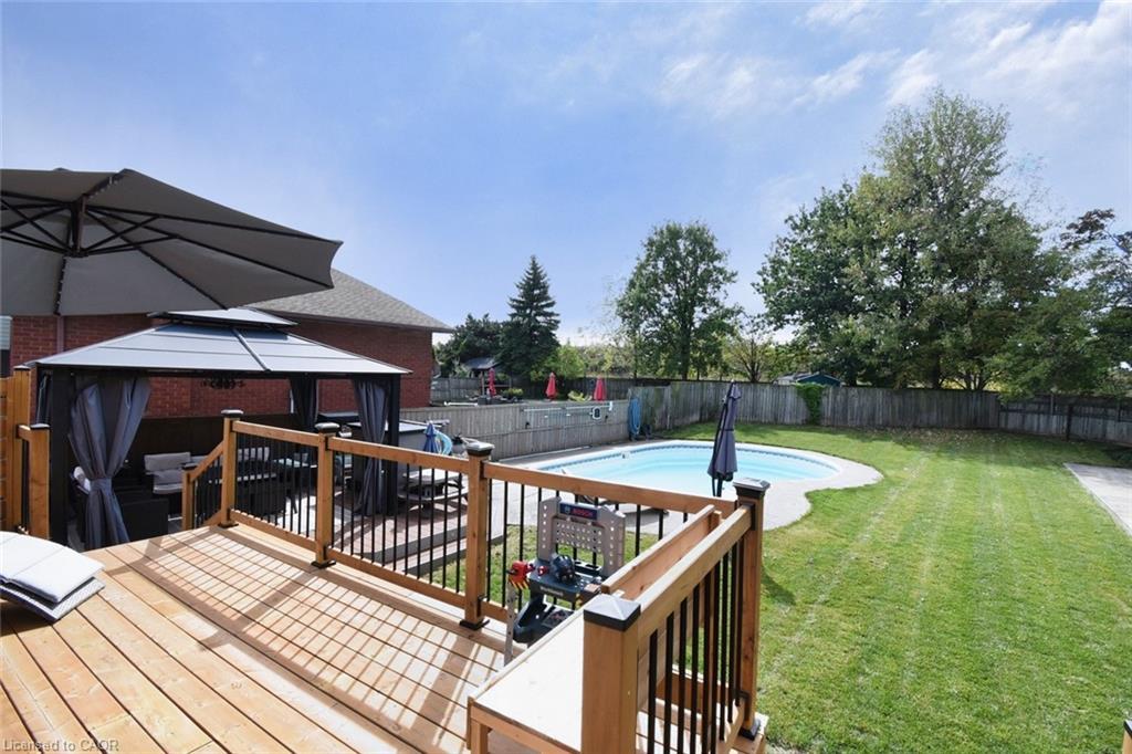 14 Basin Crescent, Hamilton, ON - Outdoor
