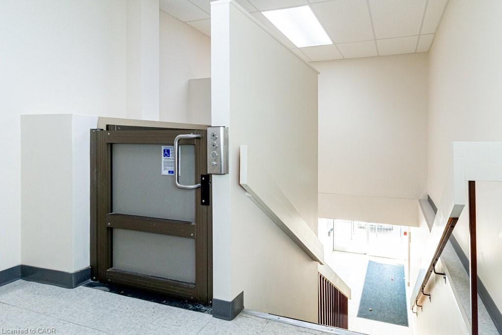 135 Rebecca Street, Hamilton, ON