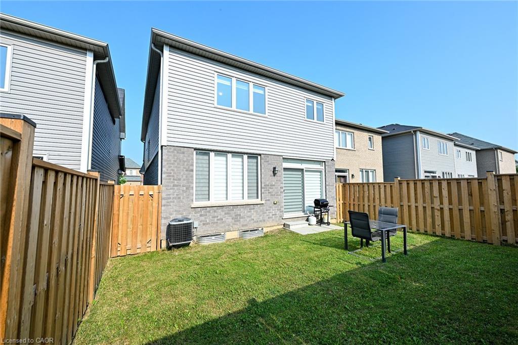 11 Honey Comb Trail, Welland, ON - Outdoor With Exterior