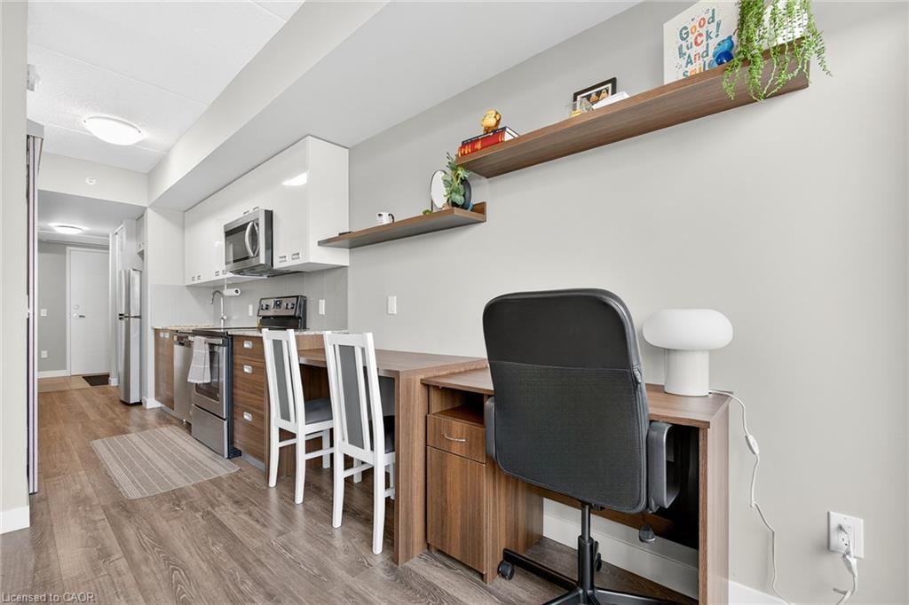406-308 Lester Street, Waterloo, ON - Indoor Photo Showing Office