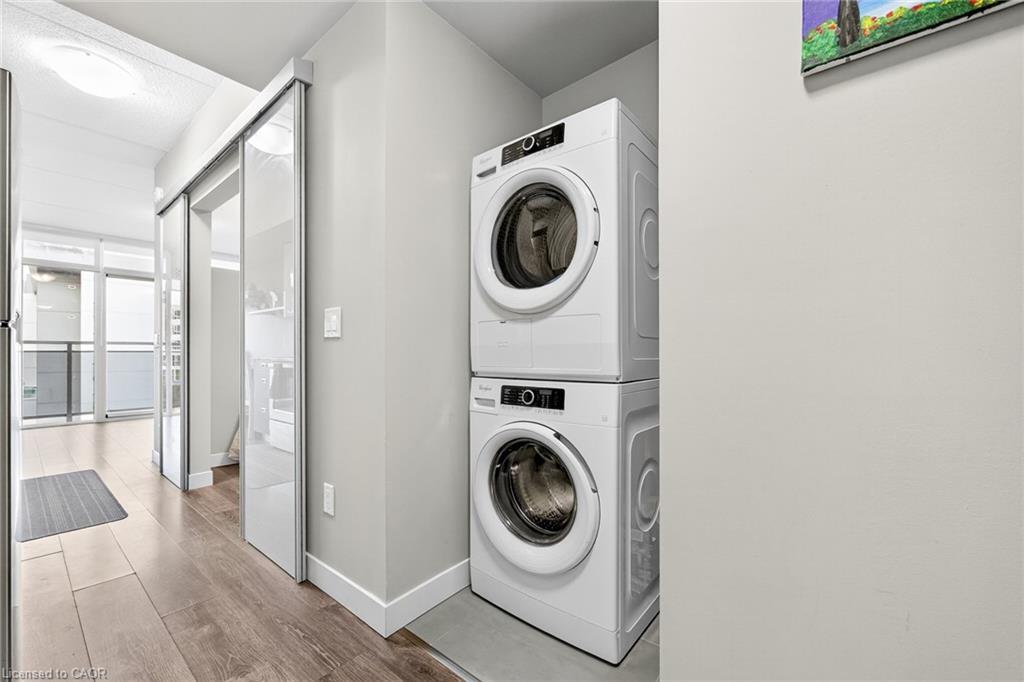 406-308 Lester Street, Waterloo, ON - Indoor Photo Showing Laundry Room