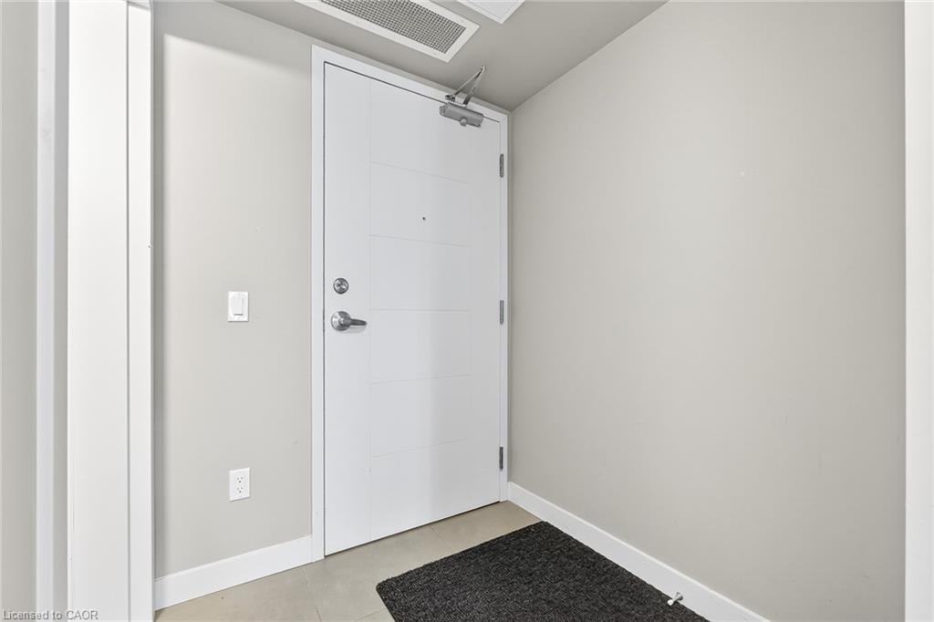 406-308 Lester Street, Waterloo, ON - Indoor Photo Showing Other Room