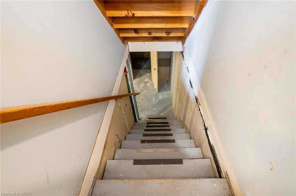 264-100 Brownleigh Avenue, Niagara Falls, ON - Indoor Photo Showing Other Room