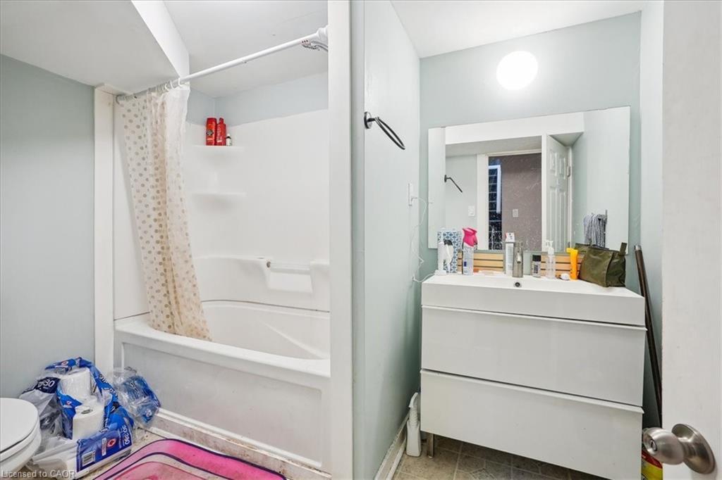 63 Pelham Road, St. Catharines, ON