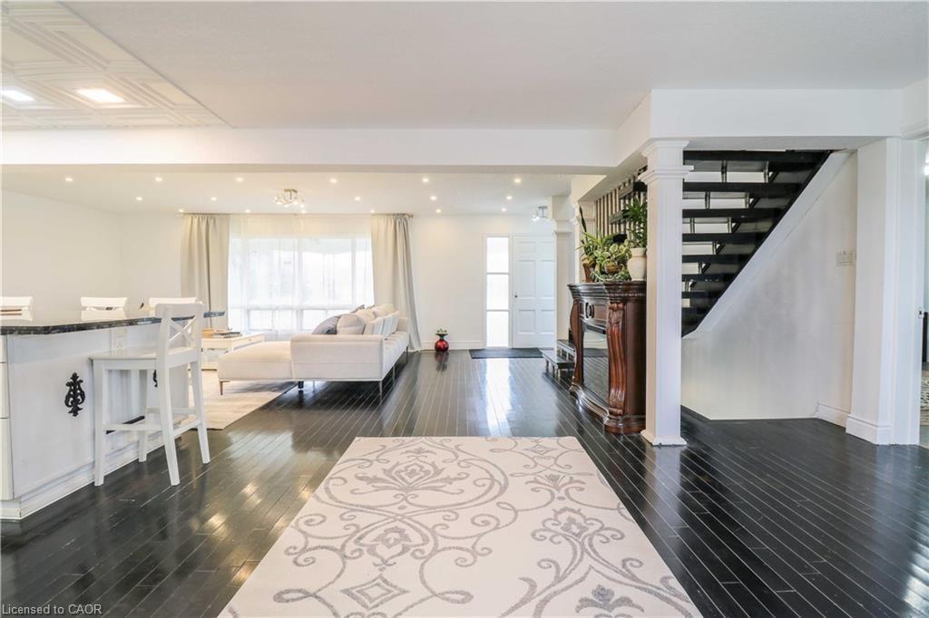 298 Second Road E, Stoney Creek, ON - Indoor