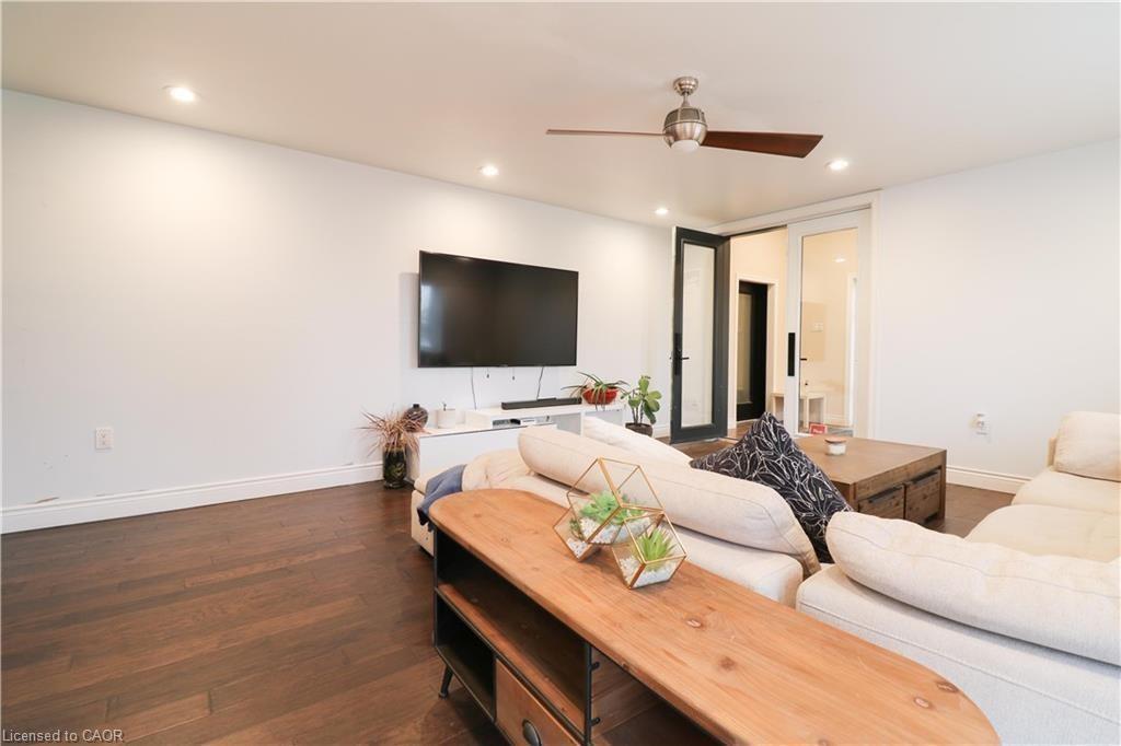 298 Second Road E, Stoney Creek, ON - Indoor Photo Showing Other Room