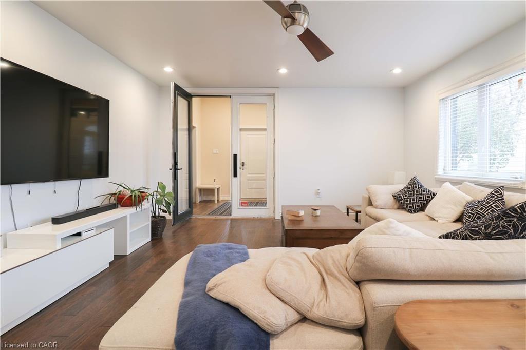 298 Second Road E, Stoney Creek, ON - Indoor