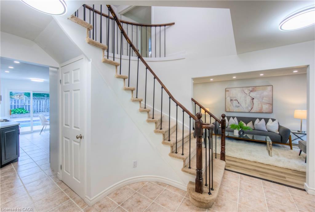 243 Highview Drive, Kitchener, ON - Indoor Photo Showing Other Room