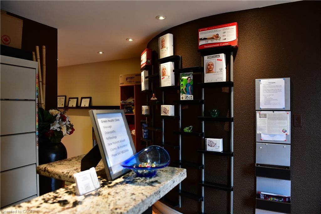 265 Queen Street S, Mississauga, ON