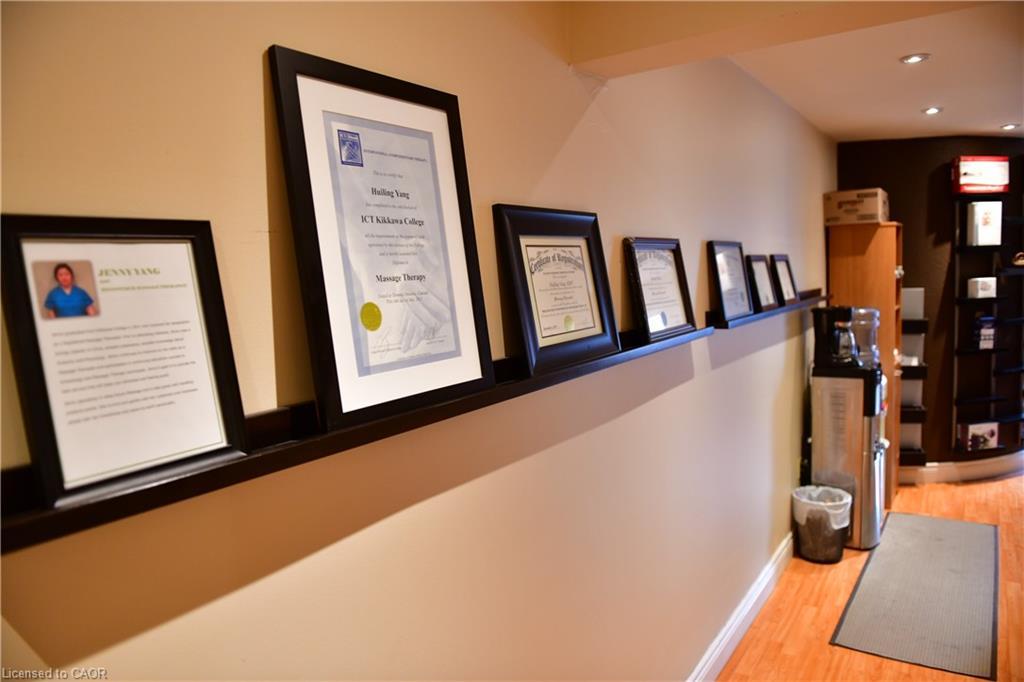 265 Queen Street S, Mississauga, ON