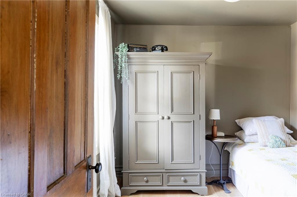 467 King William Street, Hamilton, ON - Indoor Photo Showing Bedroom