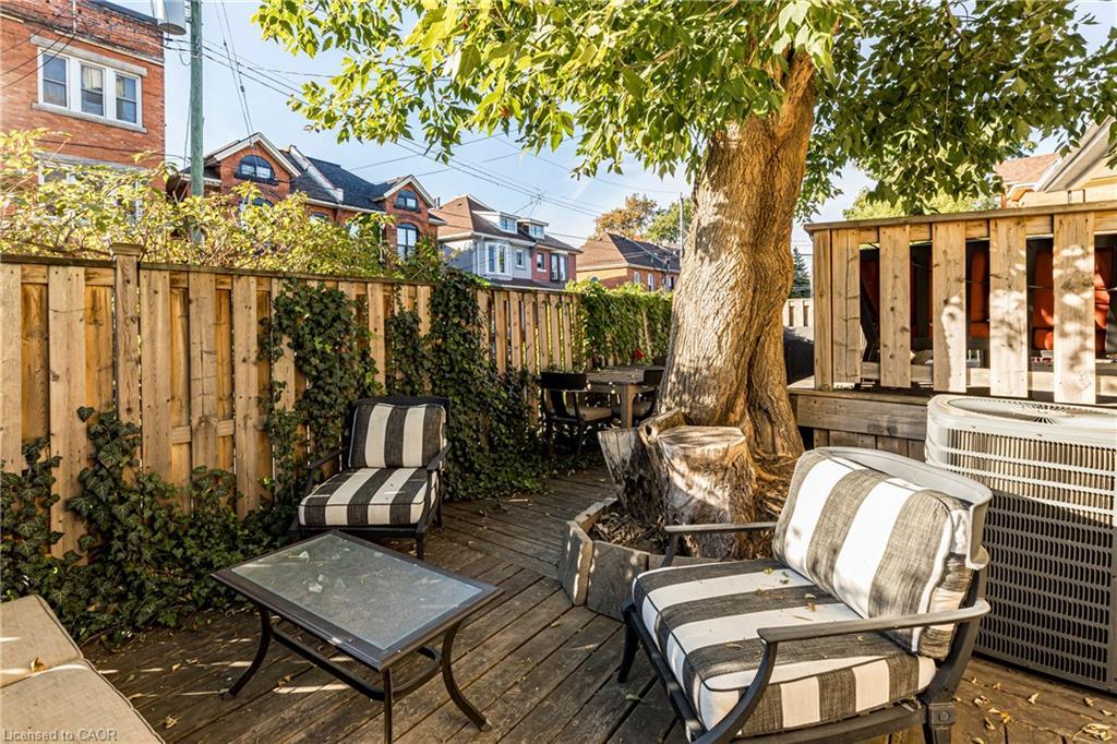 467 King William Street, Hamilton, ON - Outdoor With Deck Patio Veranda