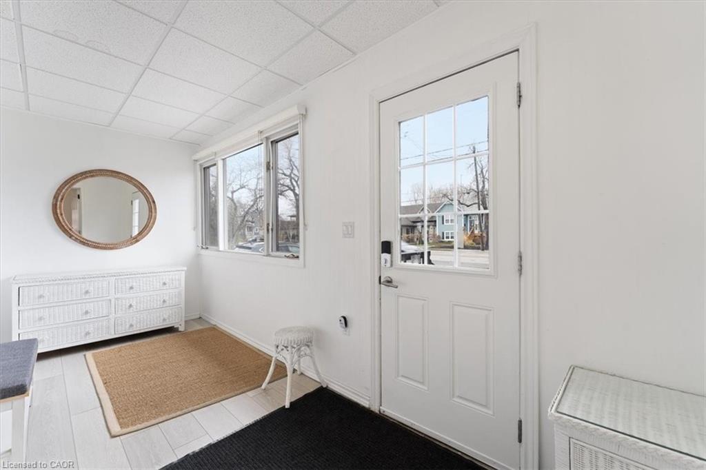 1019 Beach Boulevard, Hamilton, ON - Indoor Photo Showing Other Room