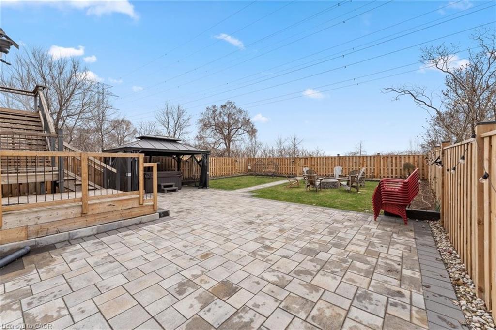1019 Beach Boulevard, Hamilton, ON - Outdoor