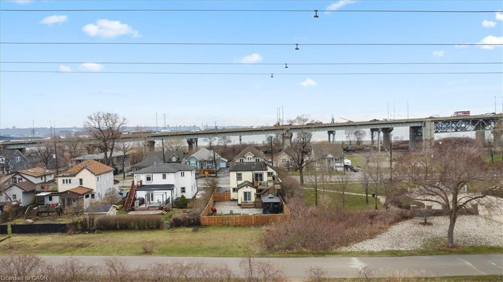 1019 Beach Boulevard, Hamilton, ON - Outdoor
