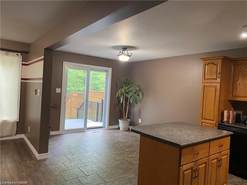 226 Bush Clover Crescent, Kitchener, ON - Indoor Photo Showing Kitchen