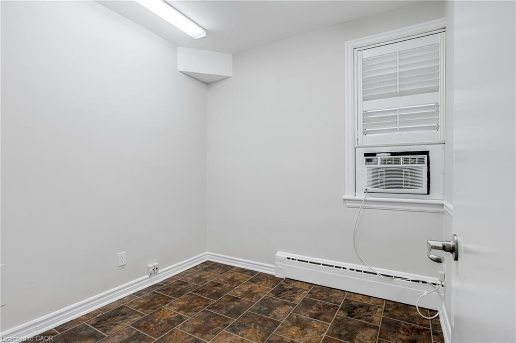 15 Empress Avenue, Hamilton, ON