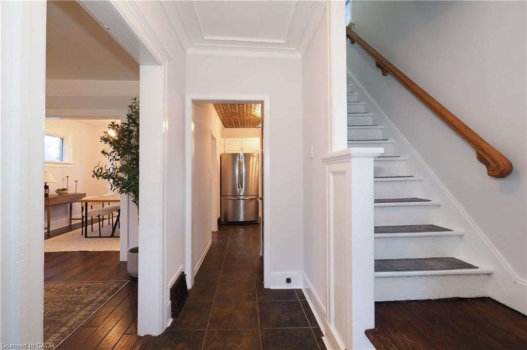 409 Wellington Street N, Kitchener, ON - Indoor Photo Showing Other Room