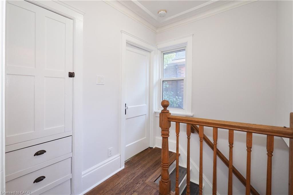 409 Wellington Street N, Kitchener, ON - Indoor Photo Showing Other Room